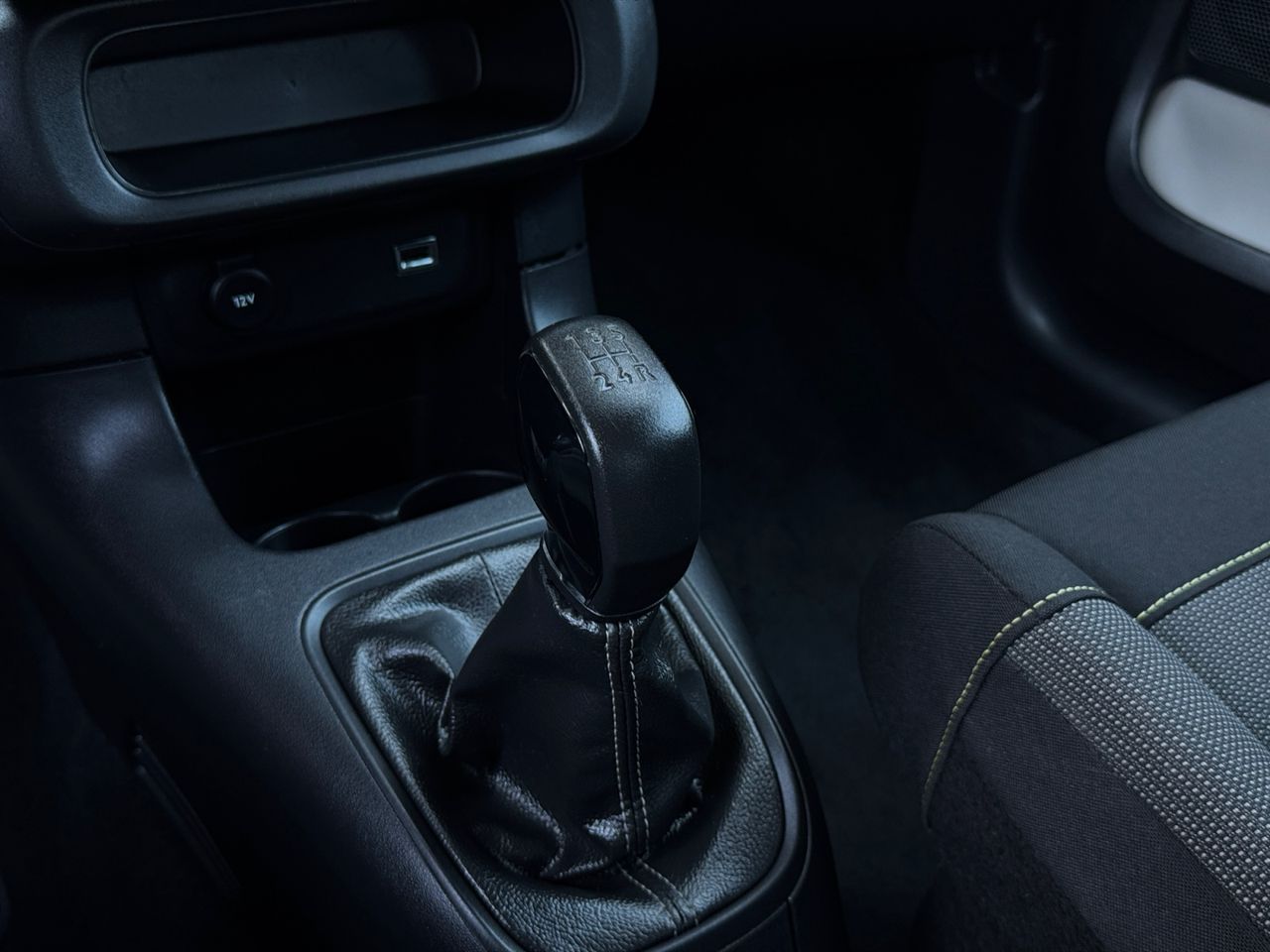 Citroën C3 PURE TECH 83 CV FEEL - Foto 2