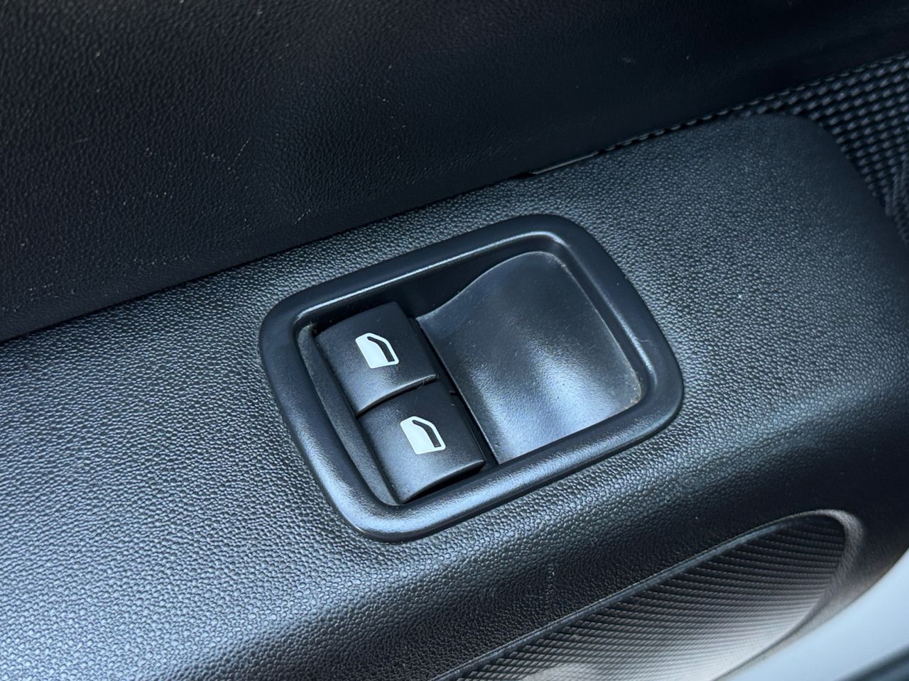 Citroën C3 PURE TECH 83 CV FEEL - Foto 2