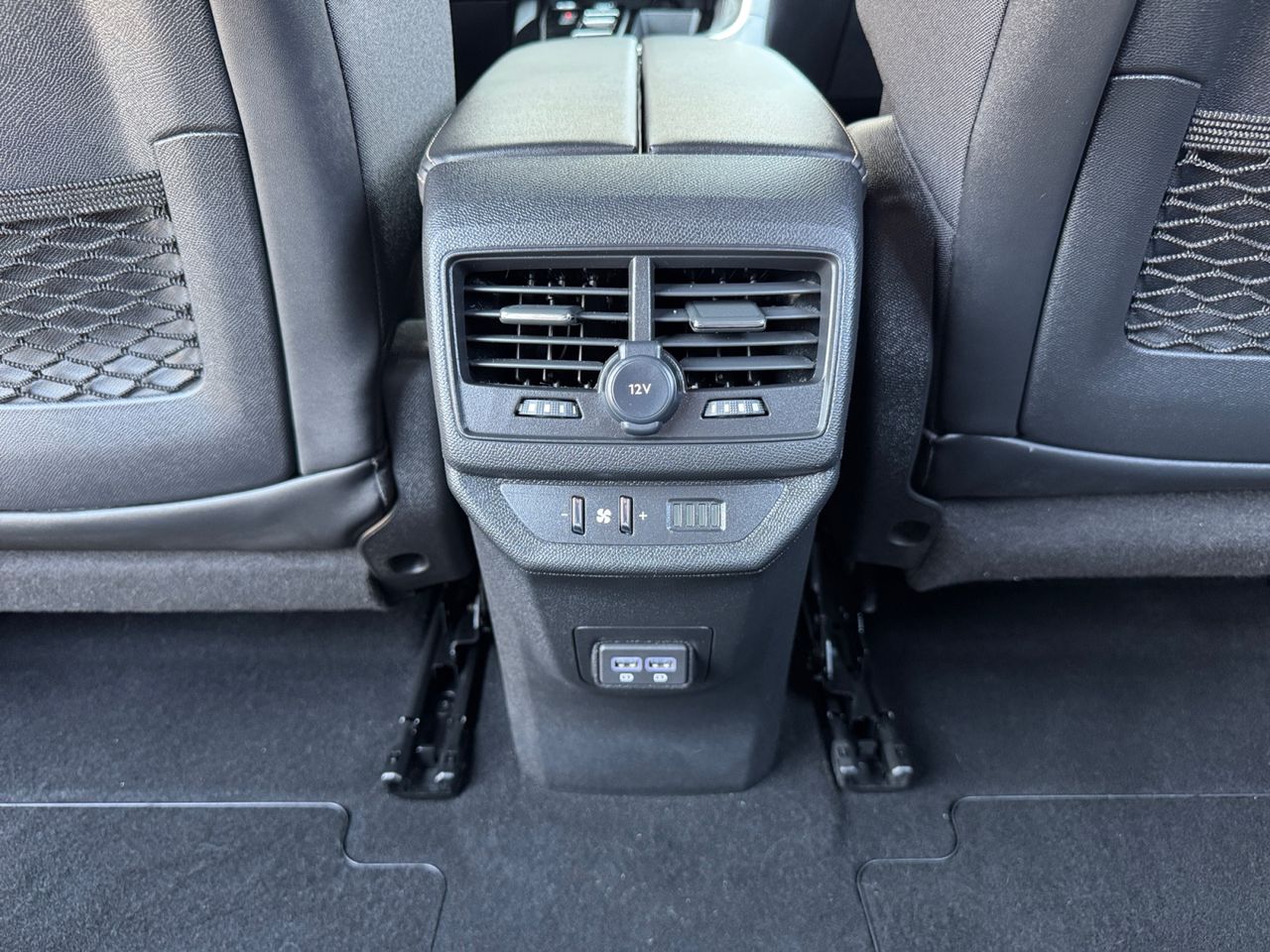 Peugeot 5008 GT BLUE HDI 130 CV EAT8 - Foto 2