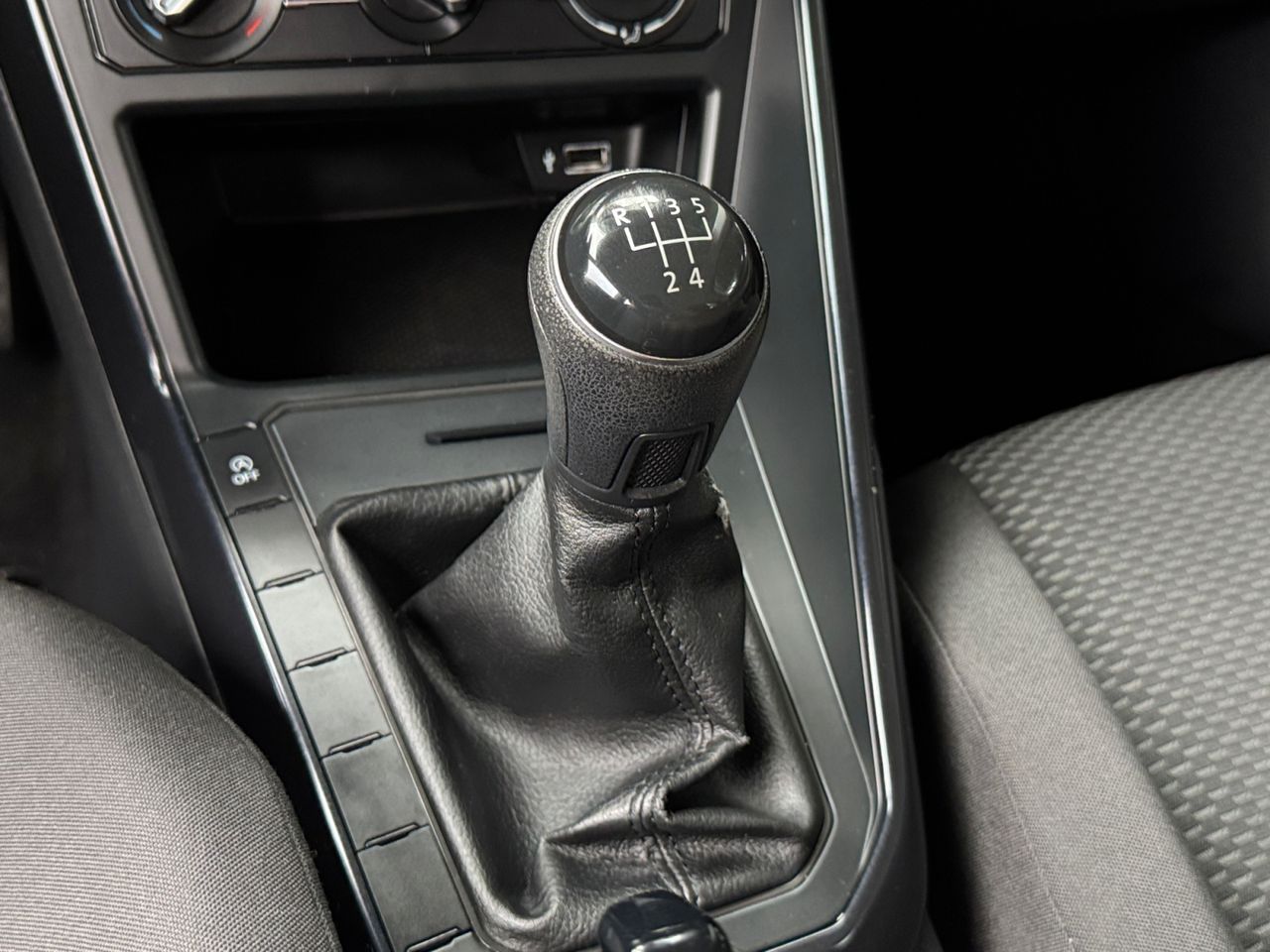 Volkswagen Polo 1.0 ADVANCE - Foto 2