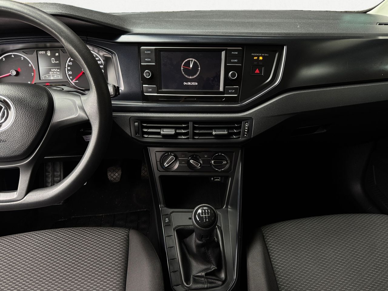 Volkswagen Polo 1.0 ADVANCE - Foto 2