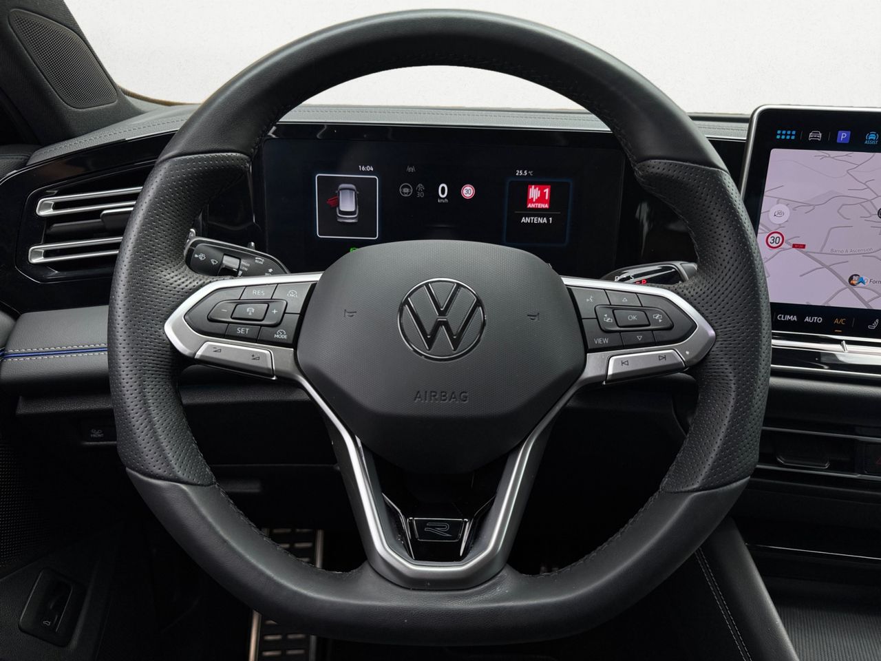 Volkswagen Tiguan R LINE 2.0 TDI 110 KW 150 CV DSG LL20 