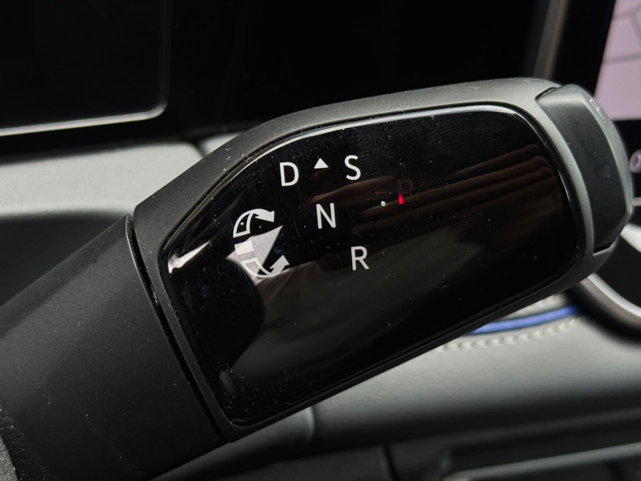 Volkswagen Tiguan R LINE 2.0 TDI 110 KW 150 CV DSG LL20 