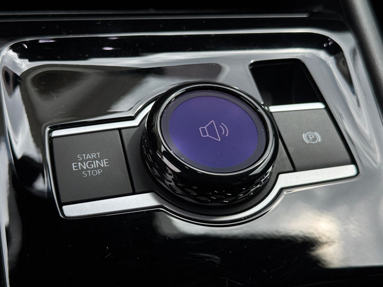 Volkswagen Tiguan R LINE 2.0 TDI 110 KW 150 CV DSG LL20 