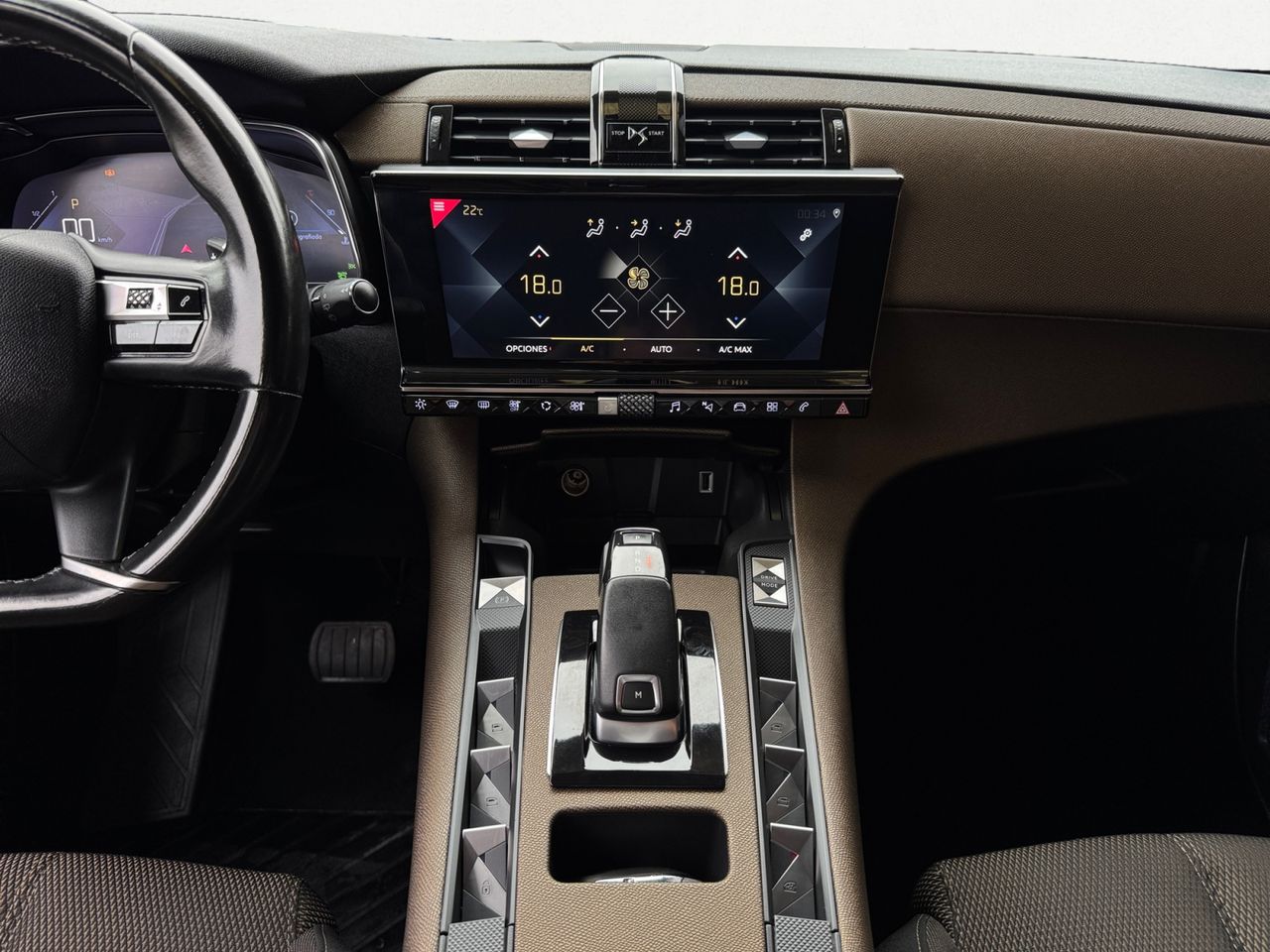DS DS 7 Crossback BLUE HDI 180 CV AUT SO CHIC - Foto 2