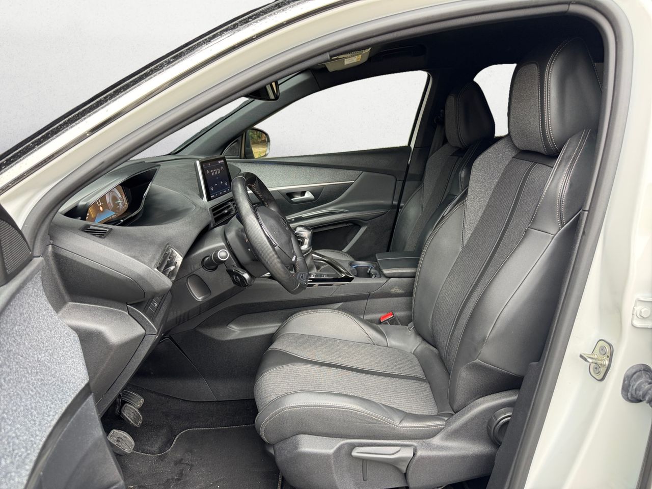 Peugeot 3008 GT LINE BLUE HDI 130 CV - Foto 2
