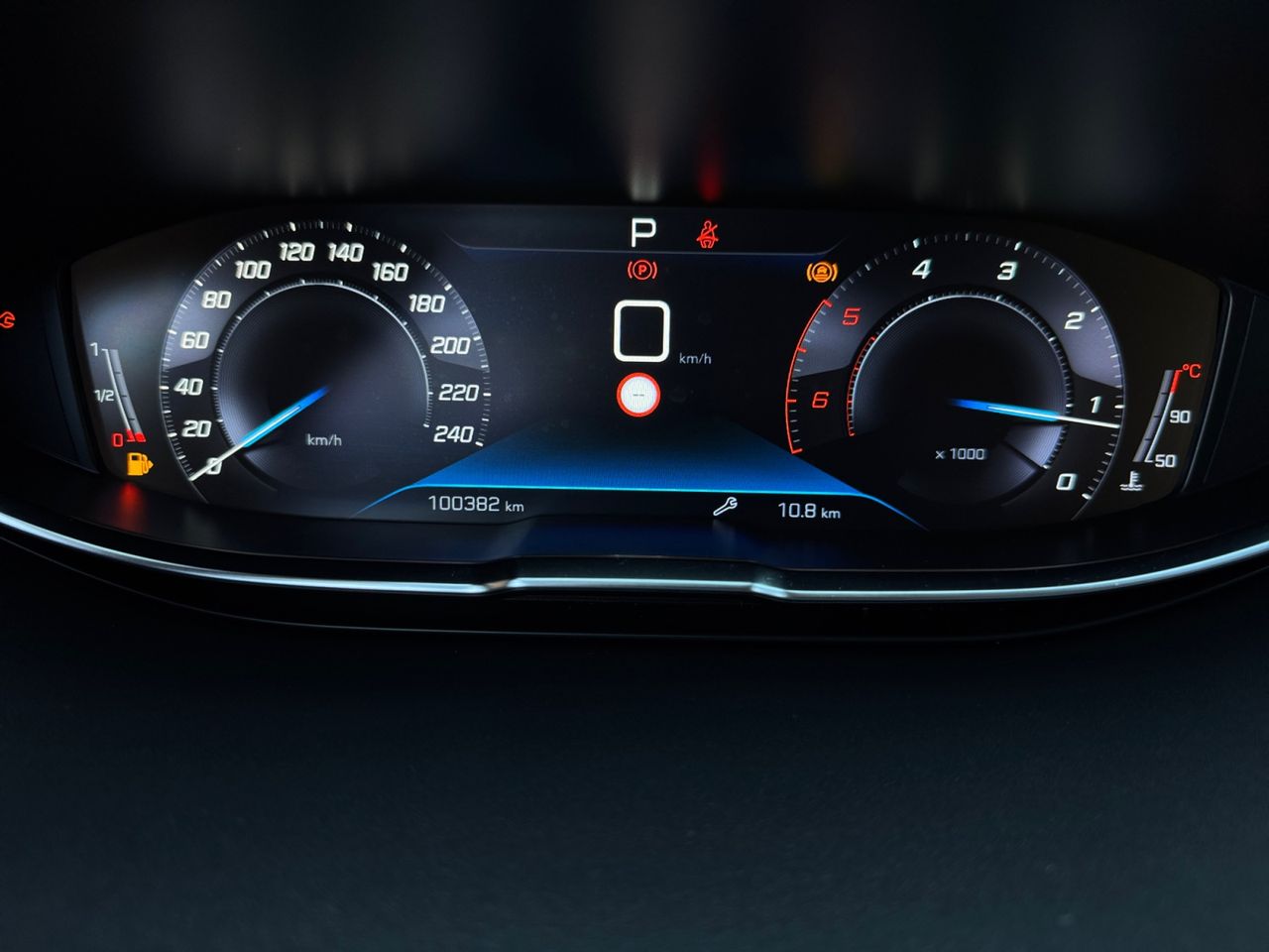 Peugeot 3008 ALLURE BLUE HDI 130 CV EAT8 - Foto 2