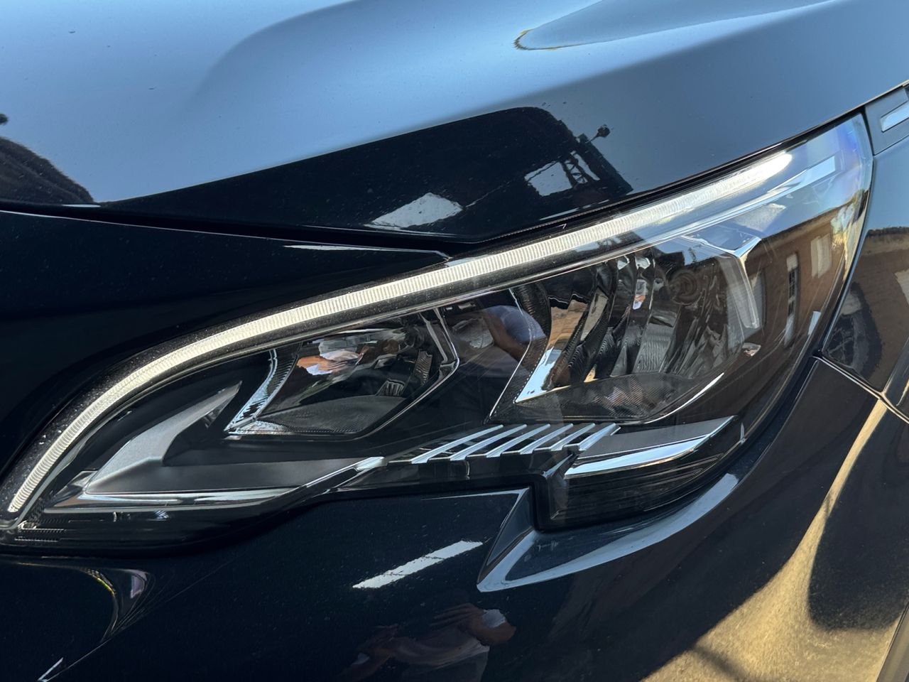 Peugeot 3008 ALLURE BLUE HDI 130 CV EAT8 - Foto 2