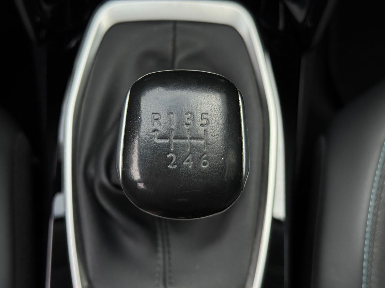 Peugeot 2008 ALLURE PACK PURE TECH 100 CV - Foto 2