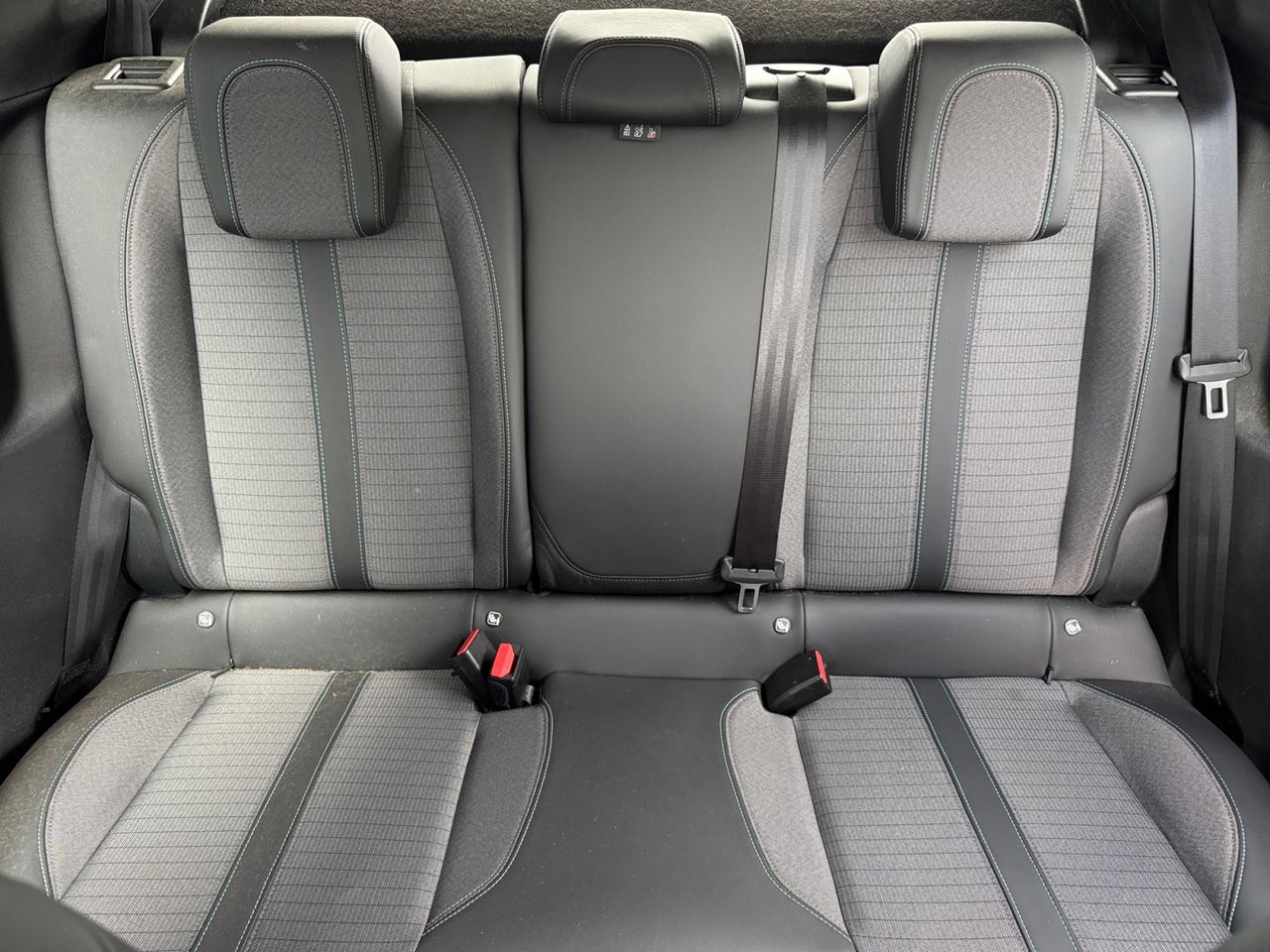 Peugeot 2008 ALLURE PACK PURE TECH 100 CV - Foto 2
