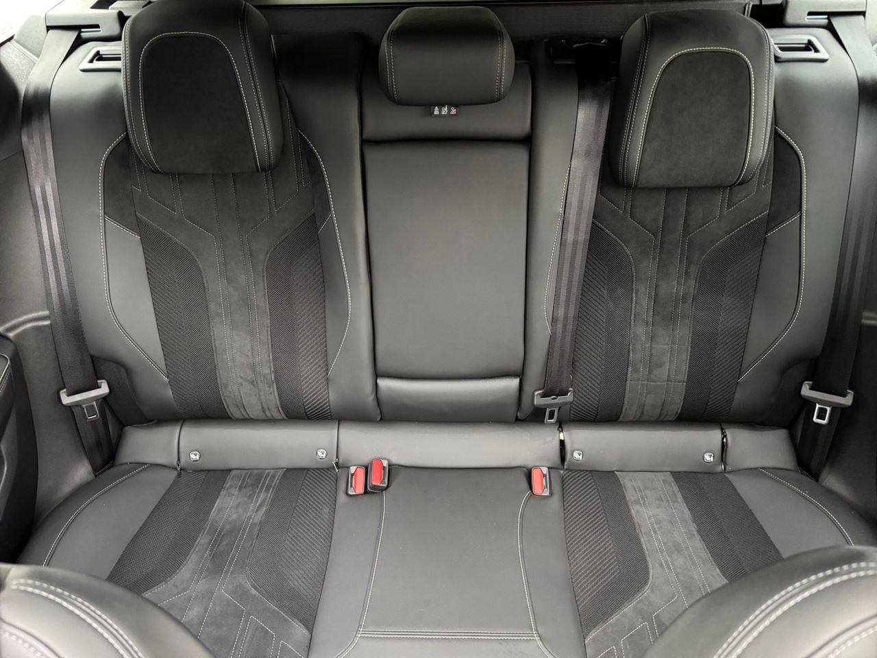 Peugeot 308 SW GT PACK HYBRID 225 EAT8 - Foto 2