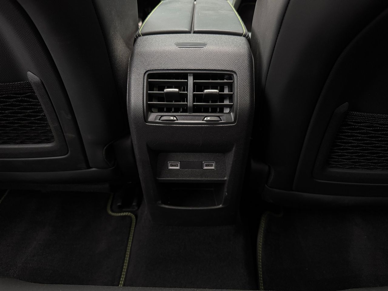 Peugeot 308 SW GT PACK HYBRID 225 EAT8 - Foto 2
