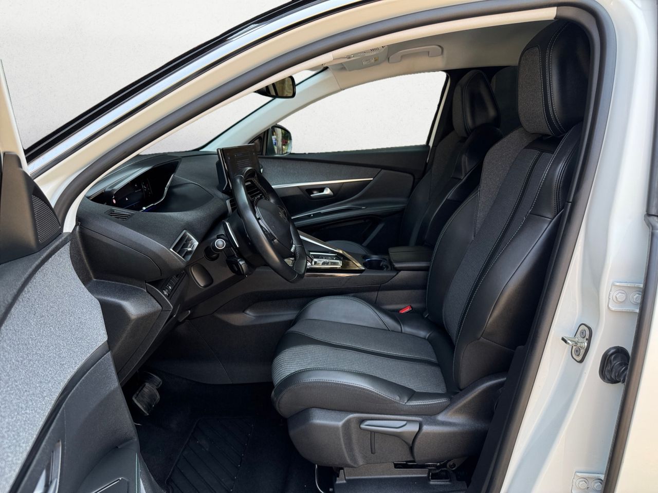 Peugeot 3008 ALLURE PACK BLUE HDI 130 CV EAT8 - Foto 2
