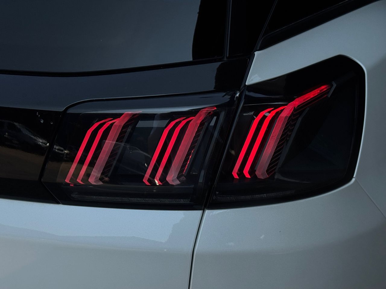 Peugeot 3008 ALLURE PACK BLUE HDI 130 CV EAT8 - Foto 2
