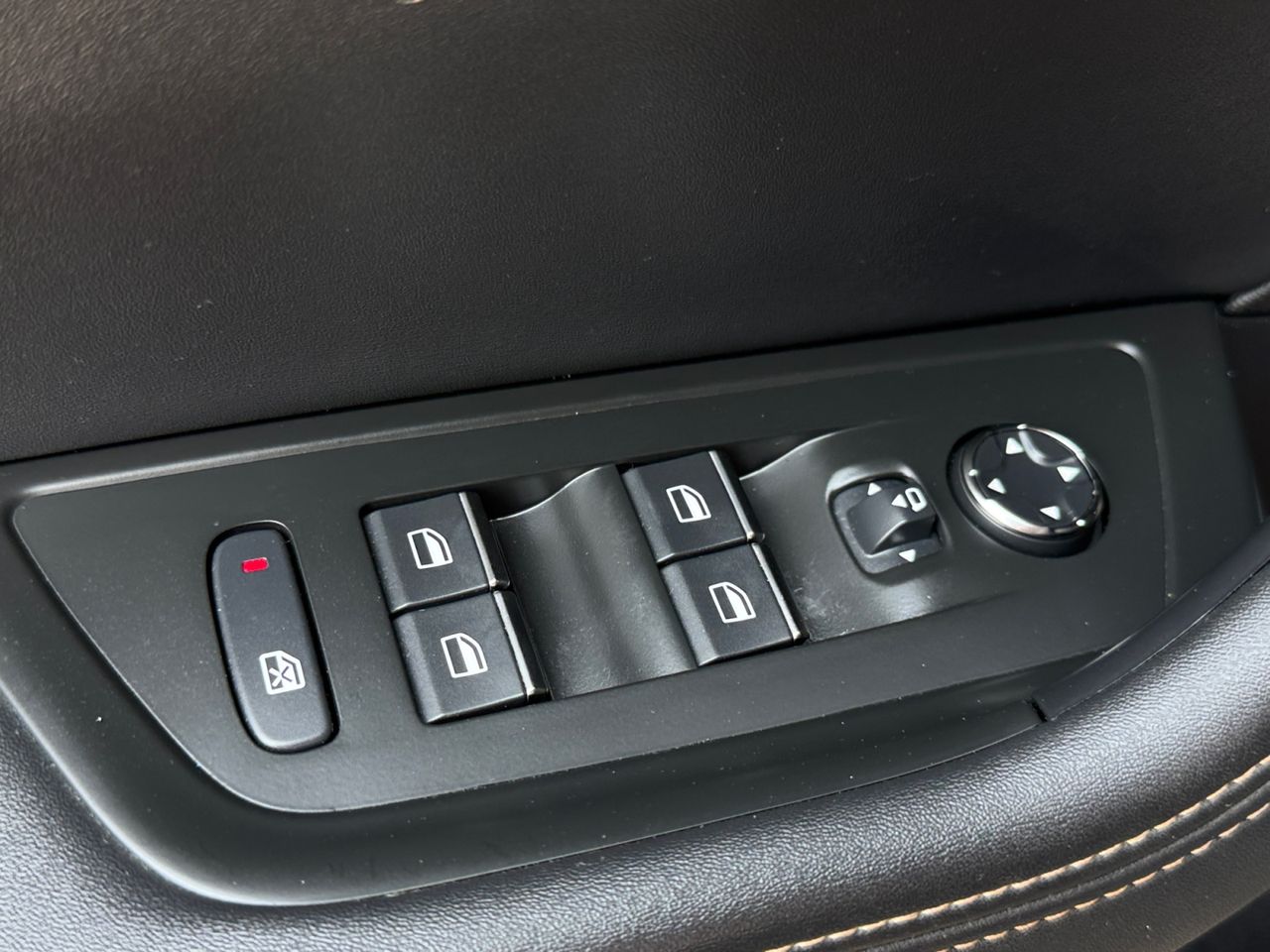 Peugeot 508 Hybrid SW GT PACK HYBRID 225 EAT8 - Foto 2