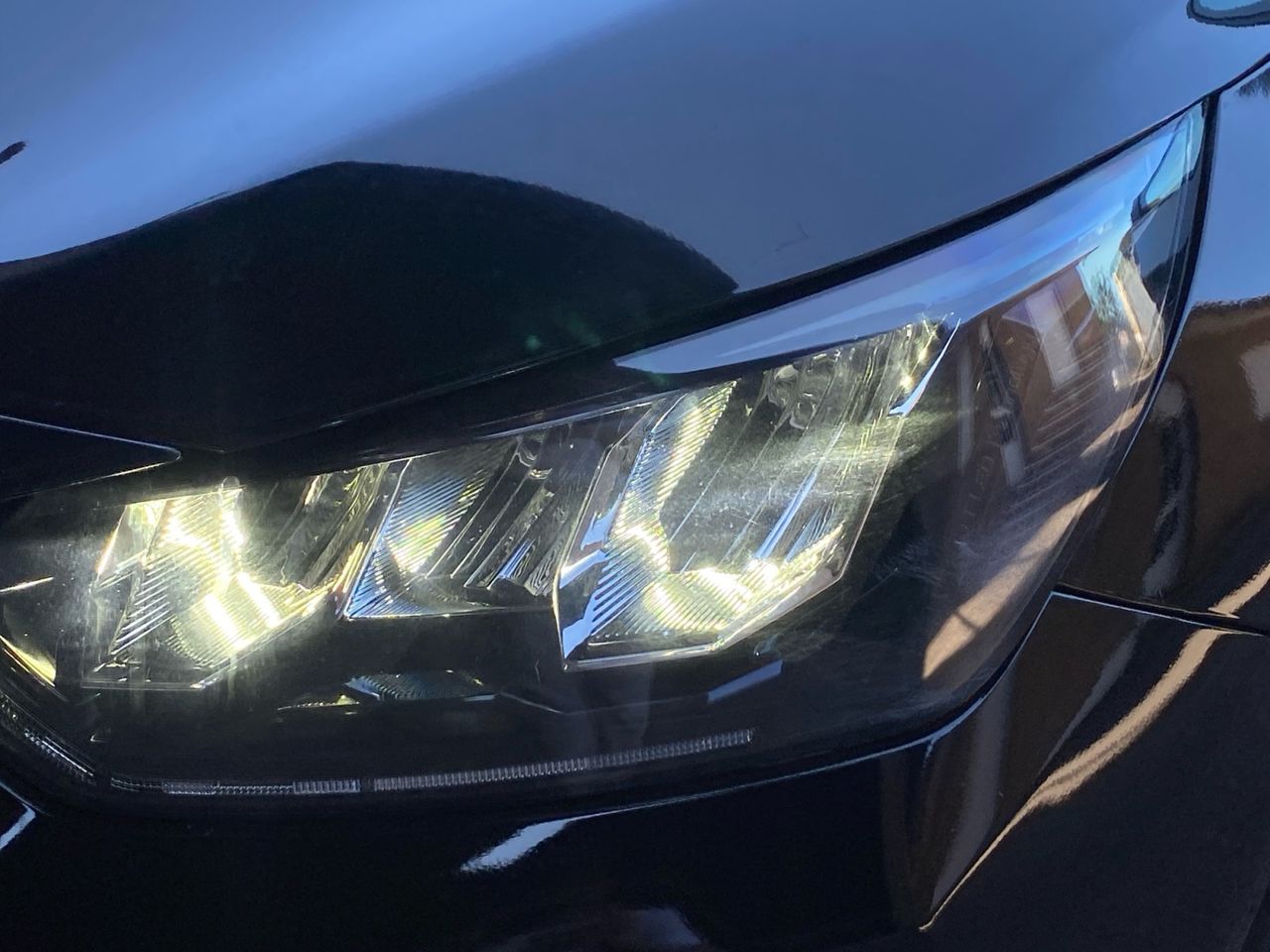 Peugeot 208 STYLE HYBRID 110 eDCS6 - Foto 2