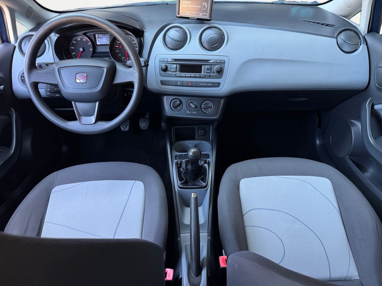 Seat Ibiza 1.2 REFERENCE 70 CV - Foto 2