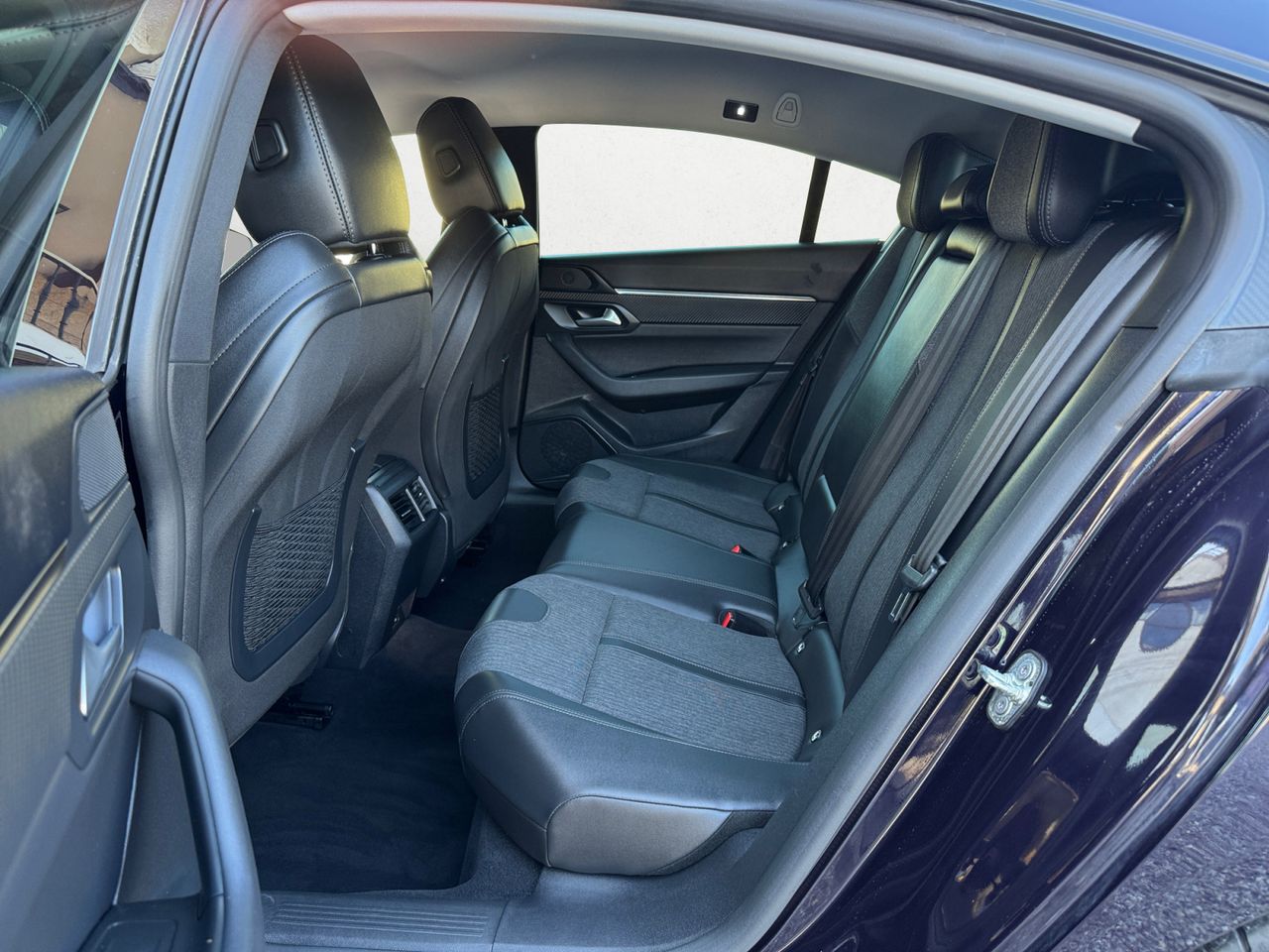 Peugeot 508 Hybrid ALLURE PACK HYBRID 225 EAT8 - Foto 2