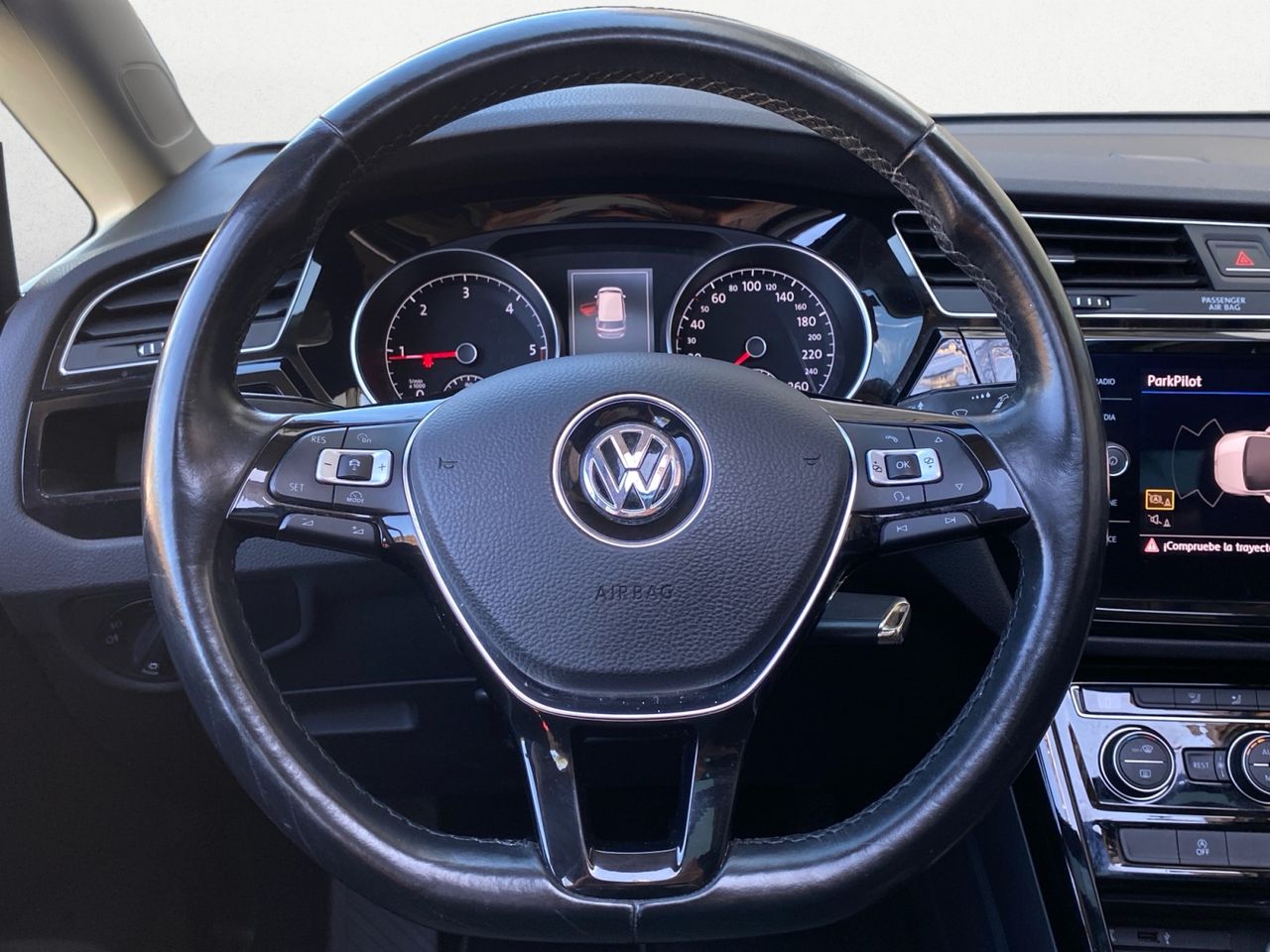 Volkswagen Touran 2.0 TDI ADVANCE 150 CV - Foto 2