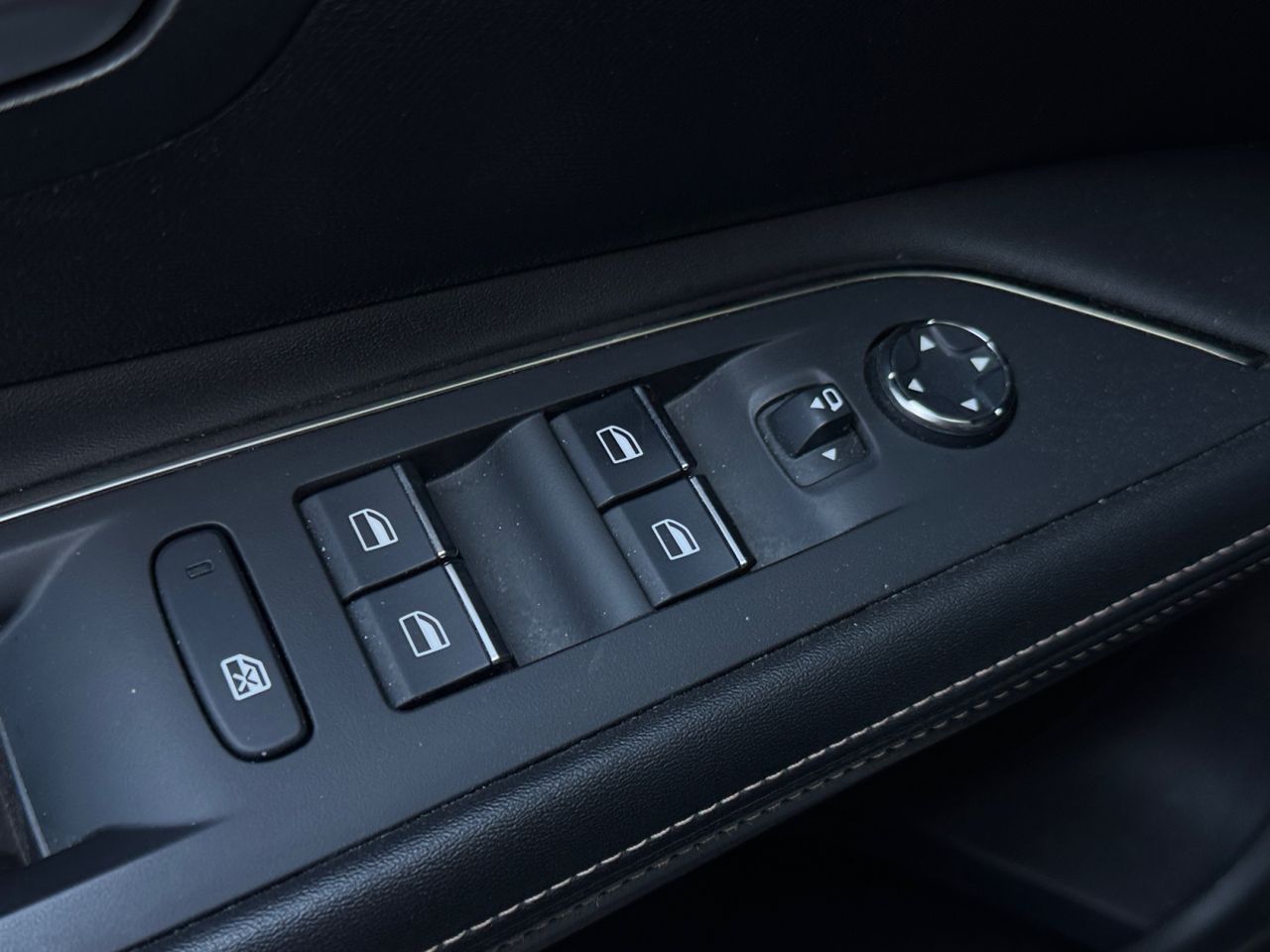 Peugeot 3008 Hybrid GT PACK HYBRID 225 EAT8 - Foto 2