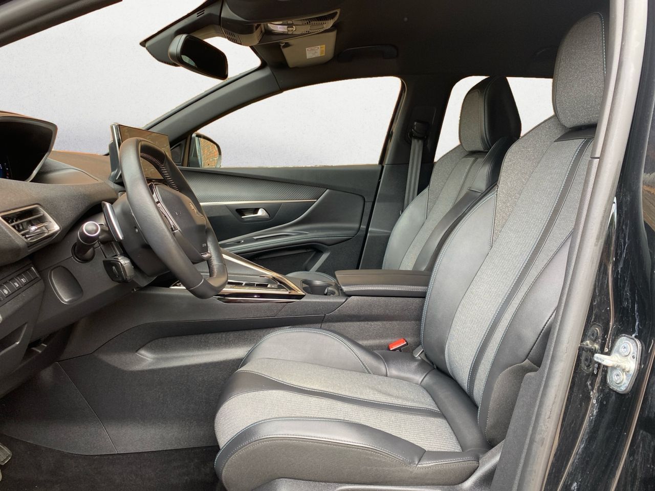 Peugeot 3008 Hybrid ALLURE PACK HYBRID 180 EAT8 - Foto 2