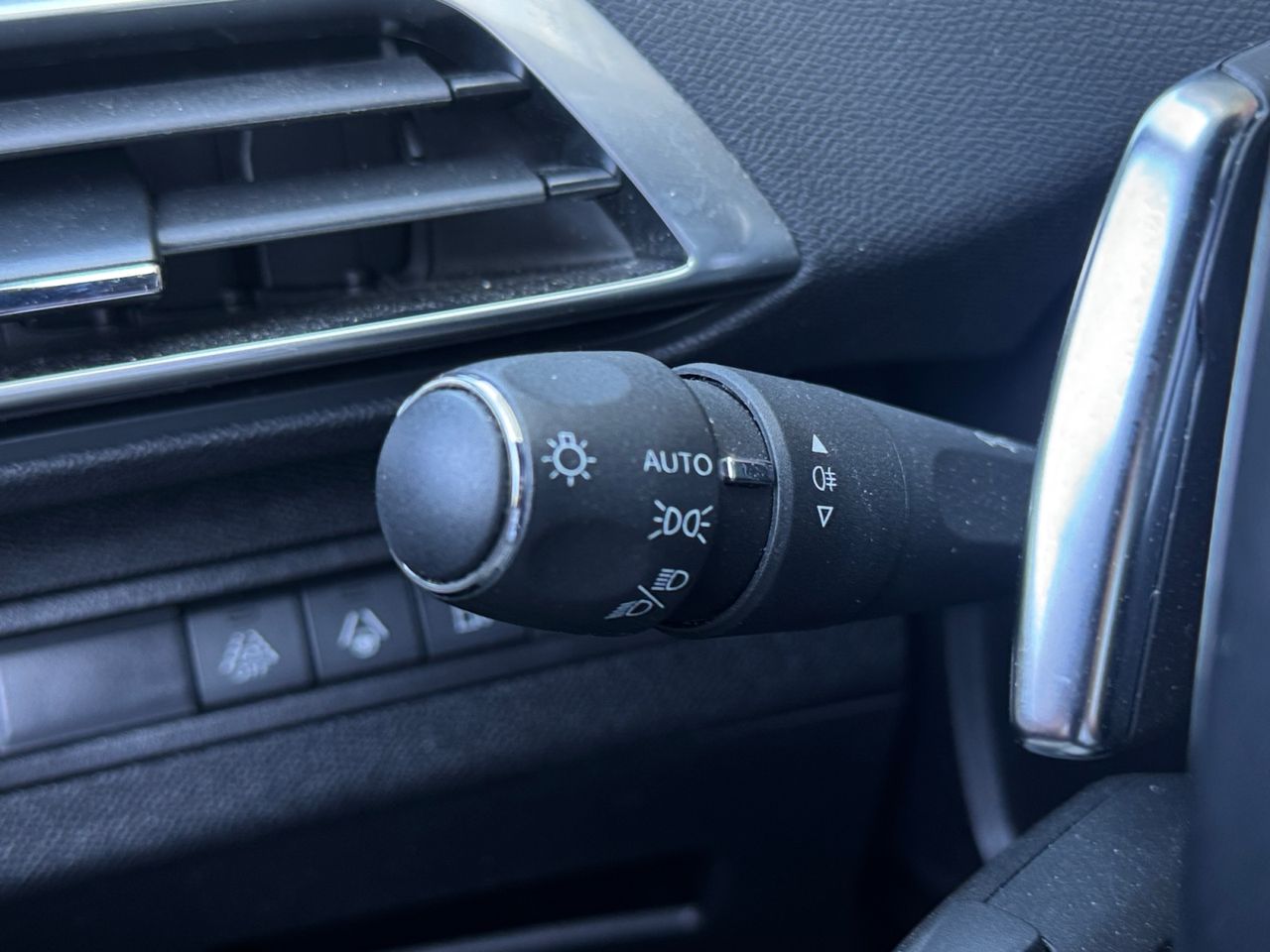 Peugeot 3008 Hybrid GT PACK HYBRID 225 EAT8 - Foto 2