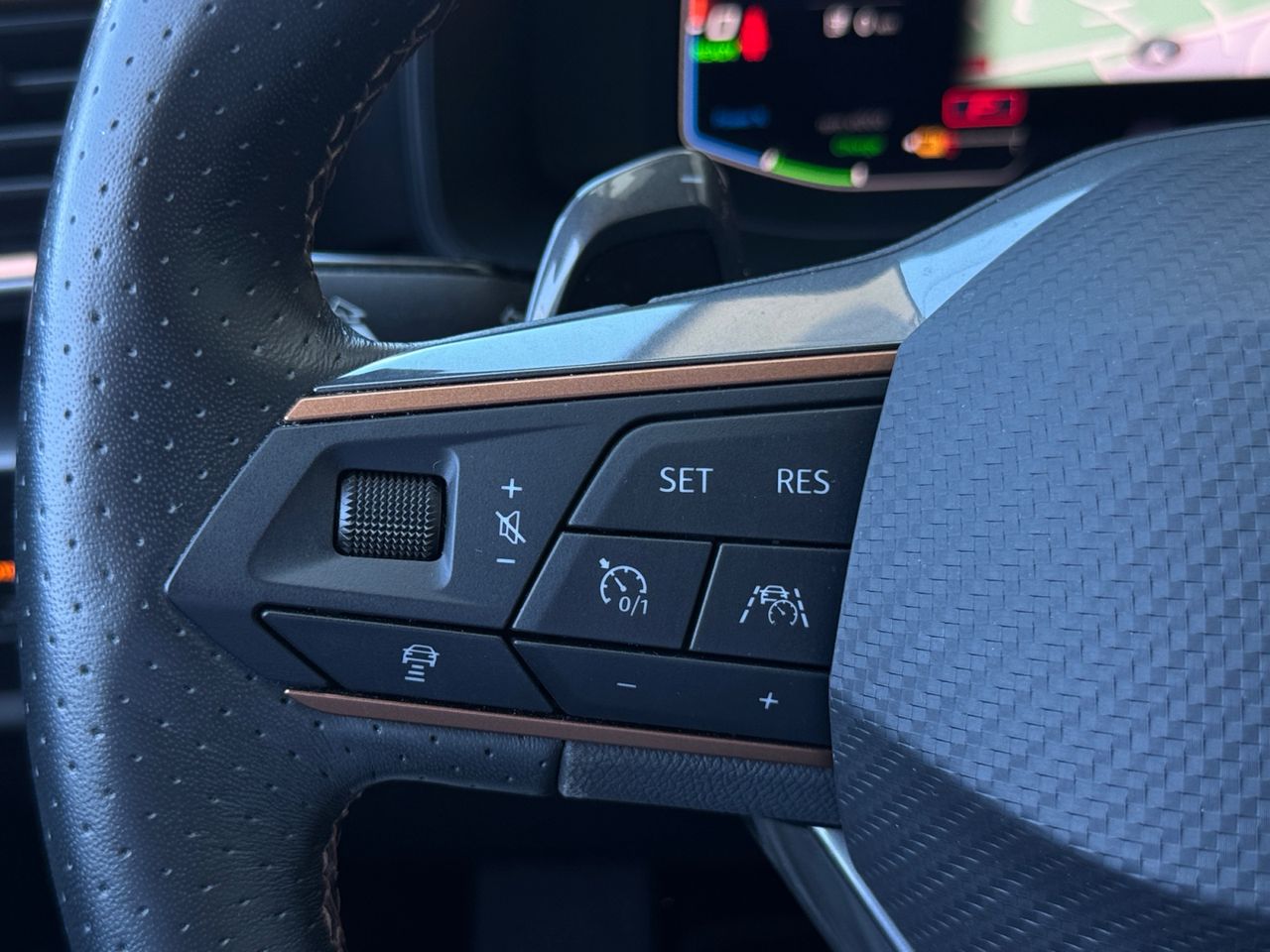 Cupra Formentor 1.4E HYBRID 205 DSG - Foto 2