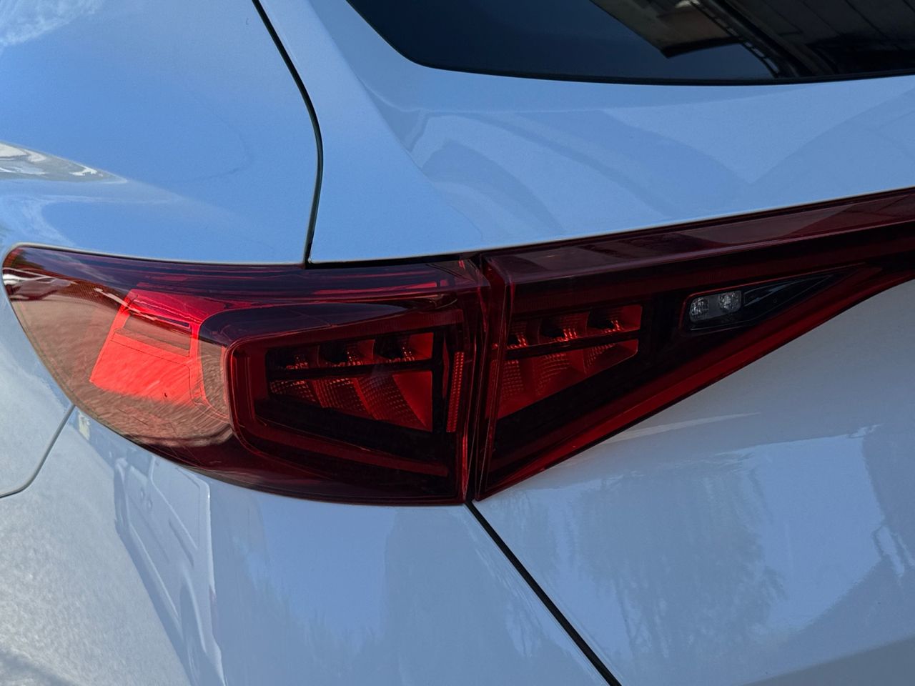Cupra Formentor 1.4E HYBRID 205 DSG - Foto 2