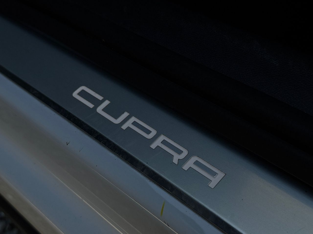 Cupra Formentor 1.4E HYBRID 205 DSG - Foto 2