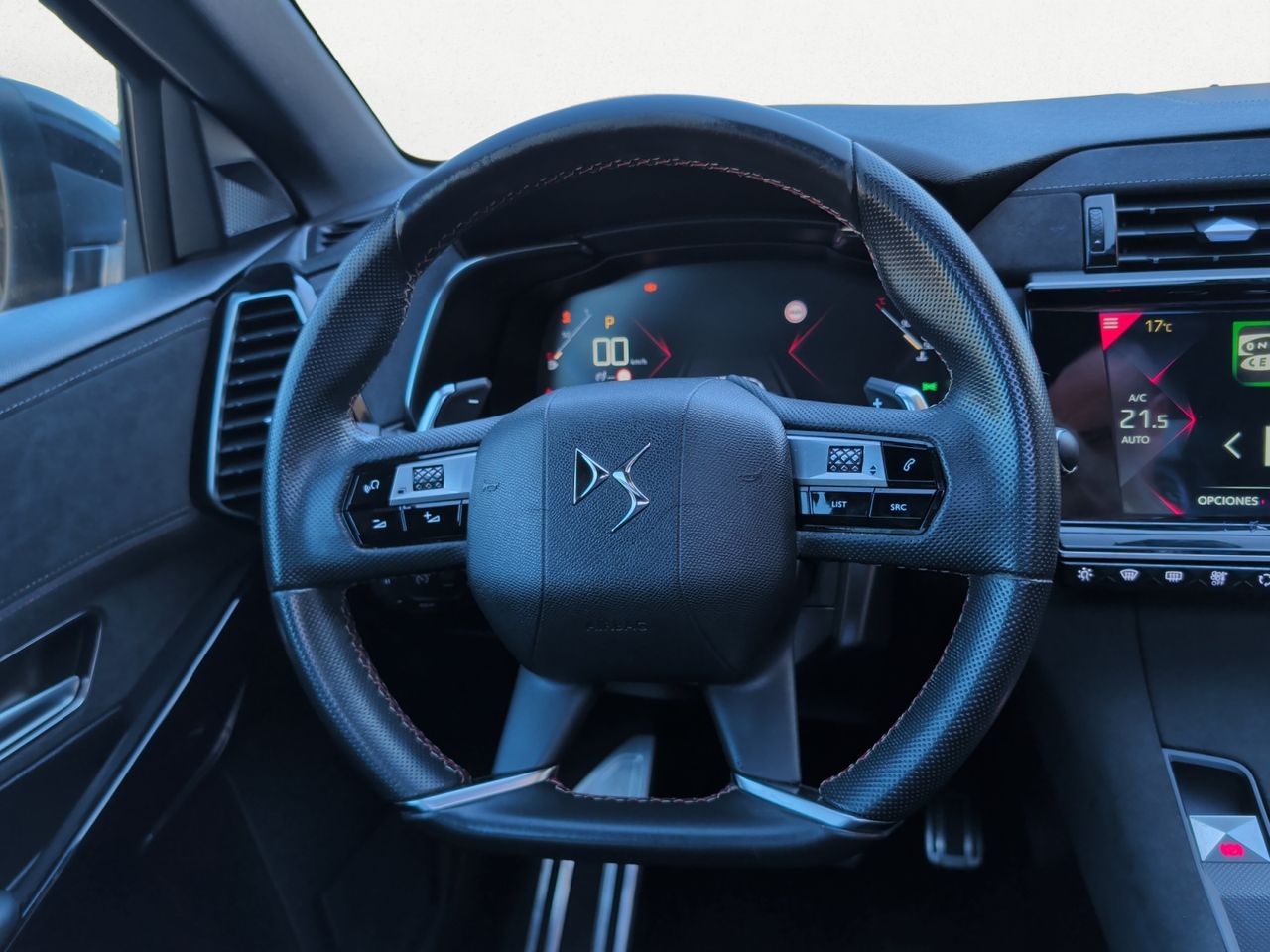DS DS 7 Crossback E TENSE 300 4X4 PERFORMANCE LINE - Foto 2