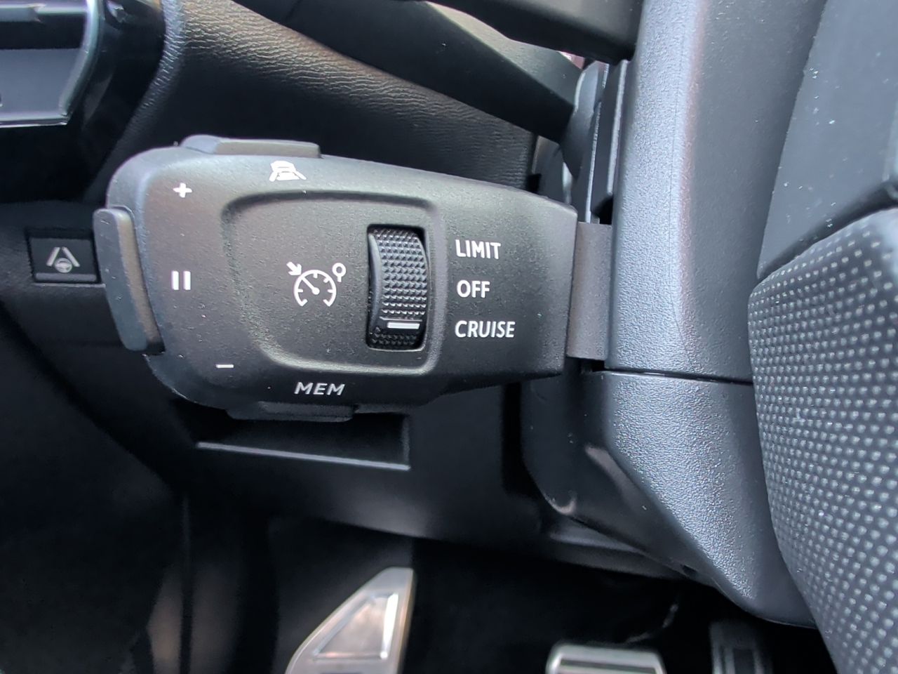 DS DS 7 Crossback E TENSE 300 4X4 PERFORMANCE LINE - Foto 2