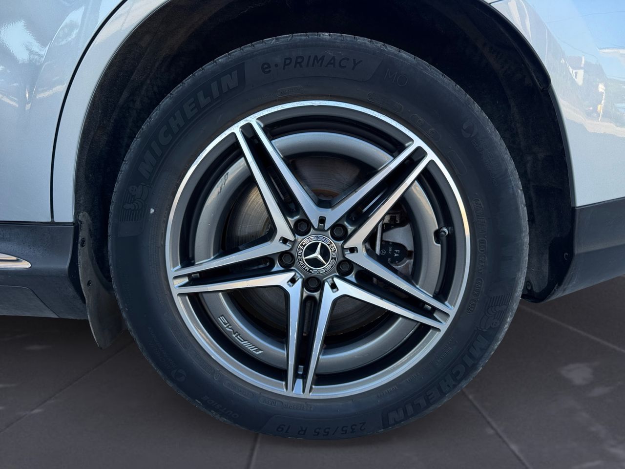 Mercedes EQC 400 4 MATIC AMG LINE + PAQ PREMIUM - Foto 2