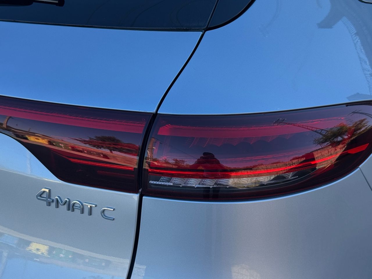 Mercedes EQC 400 4 MATIC AMG LINE + PAQ PREMIUM - Foto 2