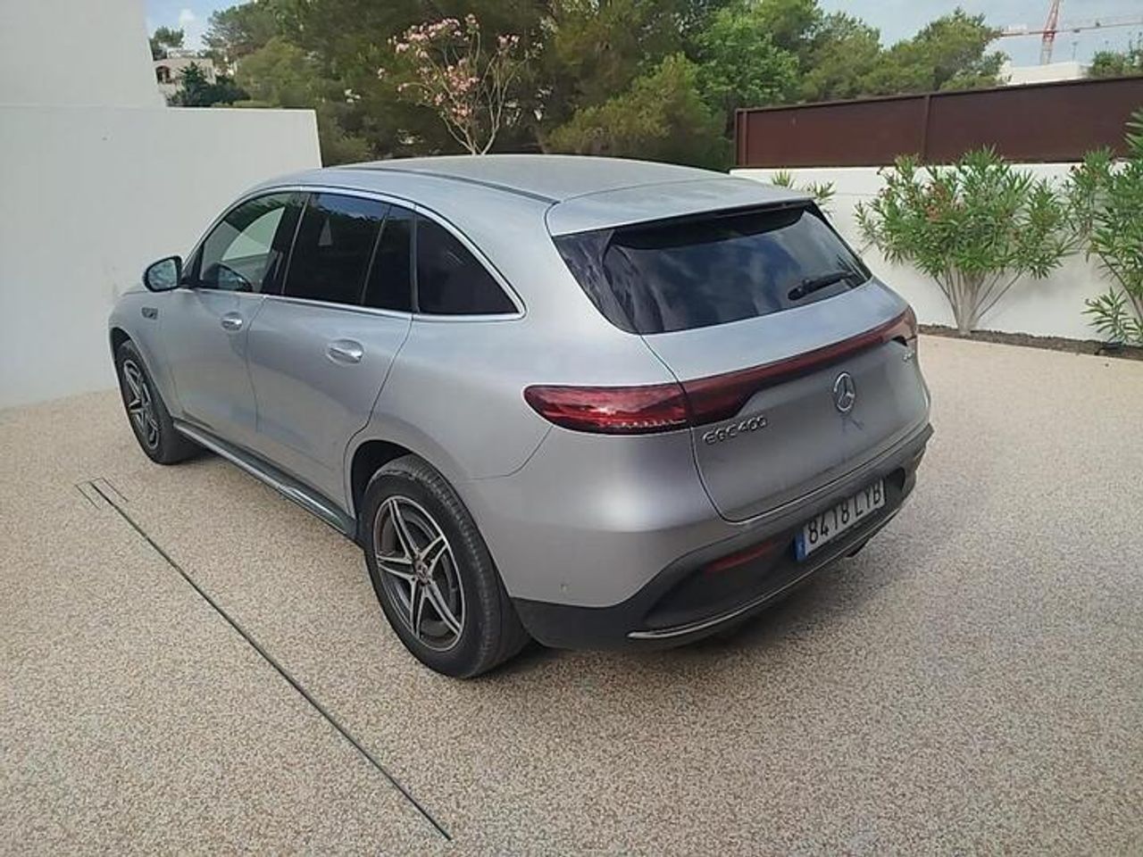 Mercedes EQC 400 4 MATIC AMG LINE + PAQ PREMIUM - Foto 2
