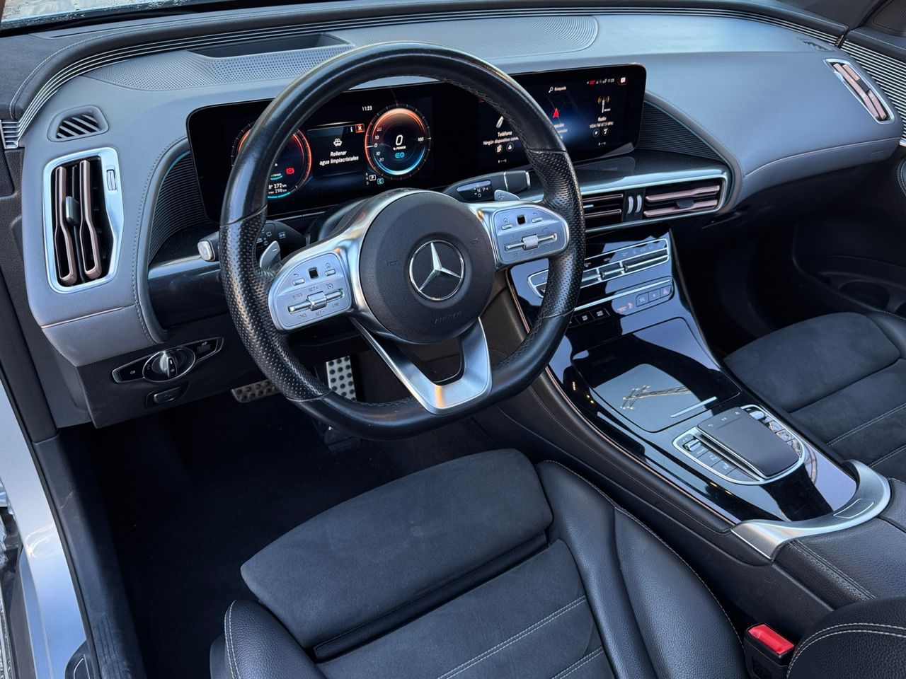 Mercedes EQC 400 4 MATIC AMG LINE + PAQ PREMIUM - Foto 2