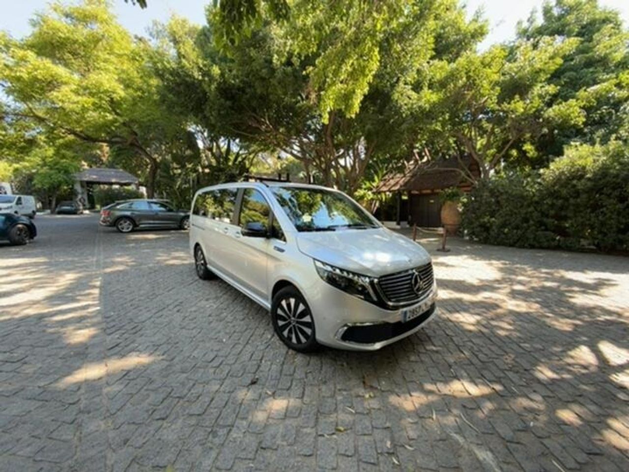 Mercedes EQV 300 LARGO AAVANTGARDE 7 PLAZAS - Foto 2