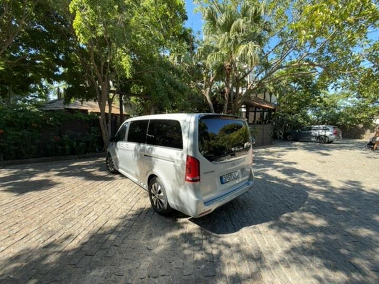 Mercedes EQV 300 LARGO AAVANTGARDE 7 PLAZAS - Foto 2