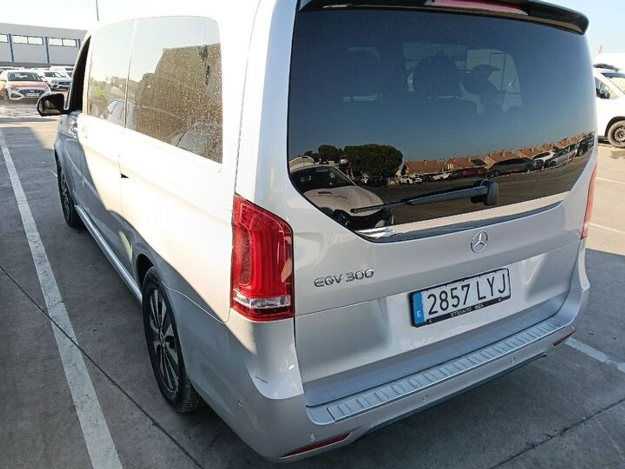 Mercedes EQV 300 LARGO AAVANTGARDE 7 PLAZAS - Foto 2