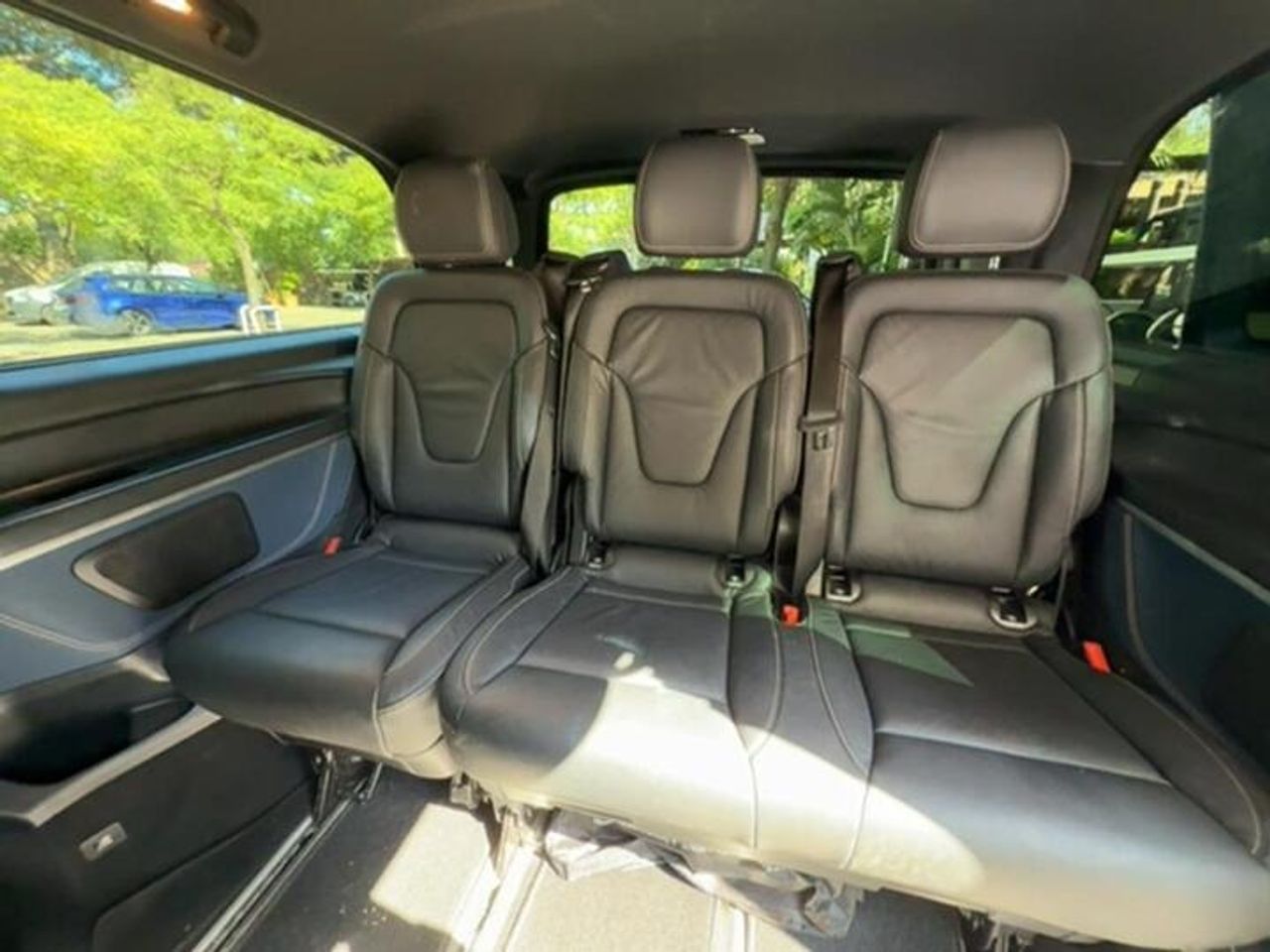 Mercedes EQV 300 LARGO AAVANTGARDE 7 PLAZAS - Foto 2