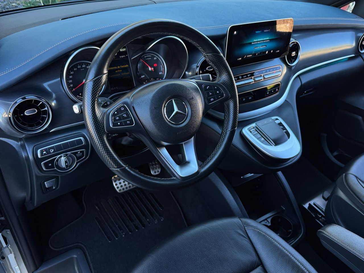 Mercedes EQV 300 LARGO AAVANTGARDE 7 PLAZAS - Foto 2