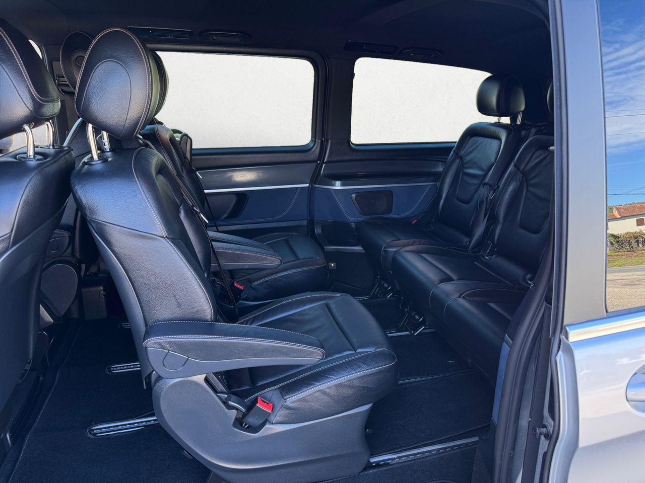 Mercedes EQV 300 LARGO AAVANTGARDE 7 PLAZAS - Foto 2