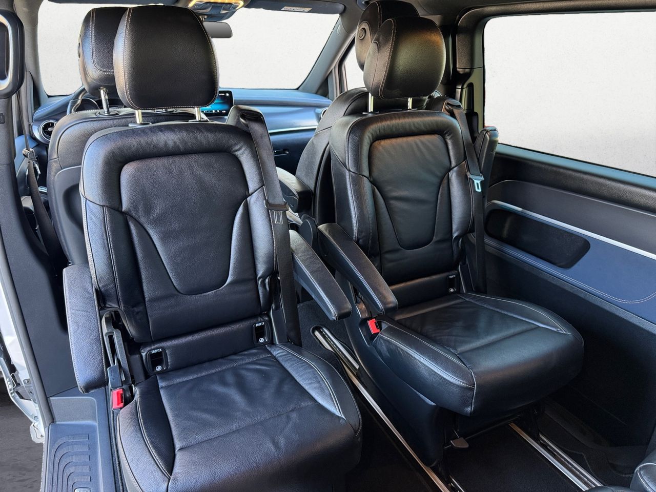 Mercedes EQV 300 LARGO AAVANTGARDE 7 PLAZAS - Foto 2