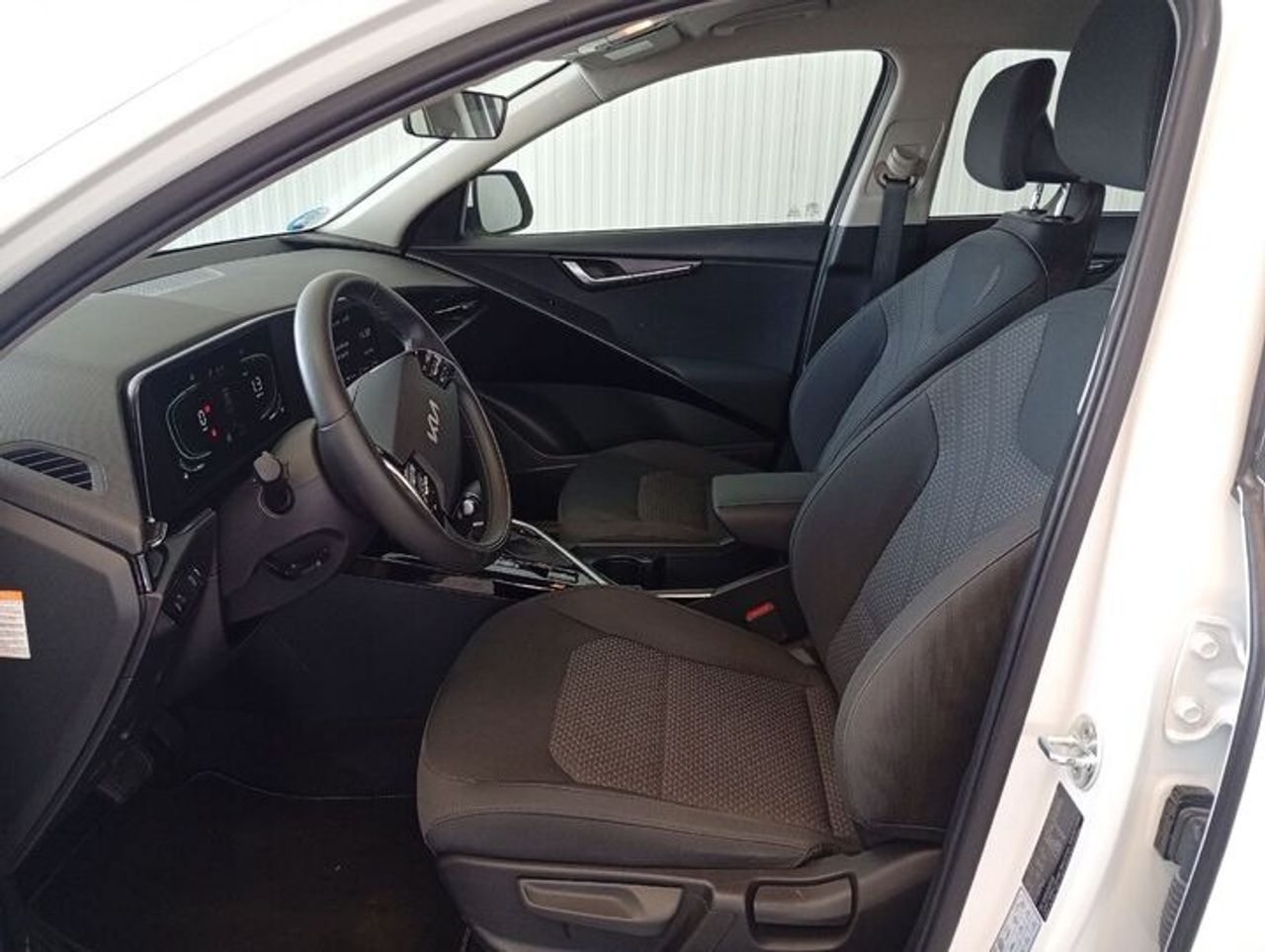 Kia Niro 1.6 GDI HEV 104 KW 141 CV CONCEPT - Foto 2