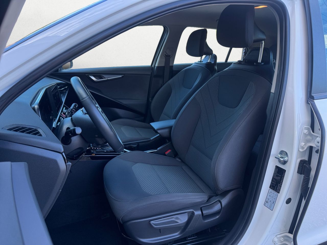 Kia Niro 1.6 GDI HEV 104 KW 141 CV CONCEPT - Foto 2