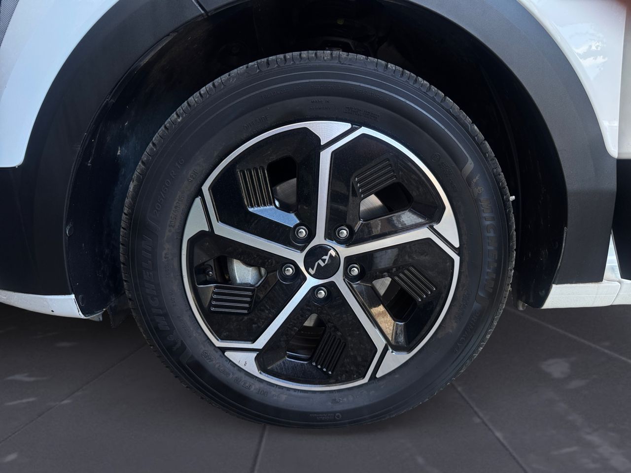Kia Niro 1.6 GDI HEV 104 KW 141 CV CONCEPT - Foto 2