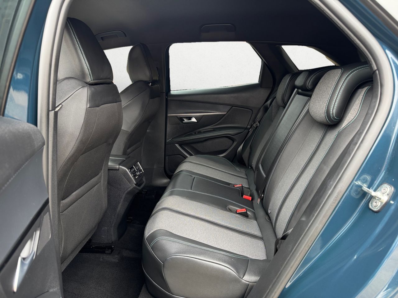 Peugeot 3008 Hybrid ALLURE PACK HYBRID 180 CV - Foto 2