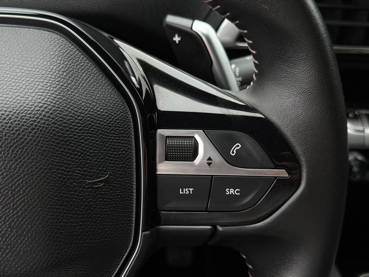 Peugeot 3008 Hybrid ALLURE PACK HYBRID 180 CV - Foto 2