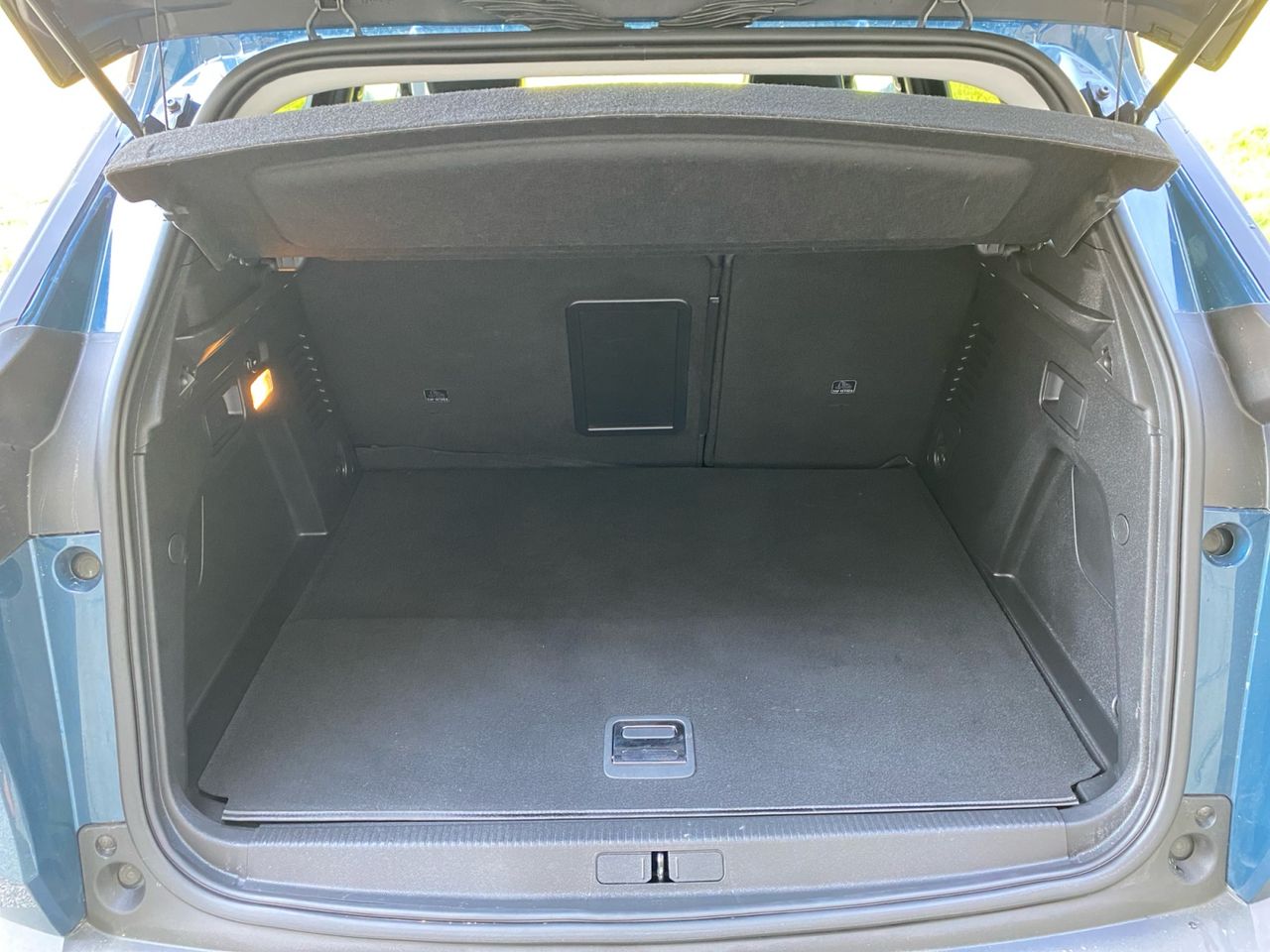 Peugeot 3008 Hybrid ALLURE HYBRID 225 EAT8 - Foto 2