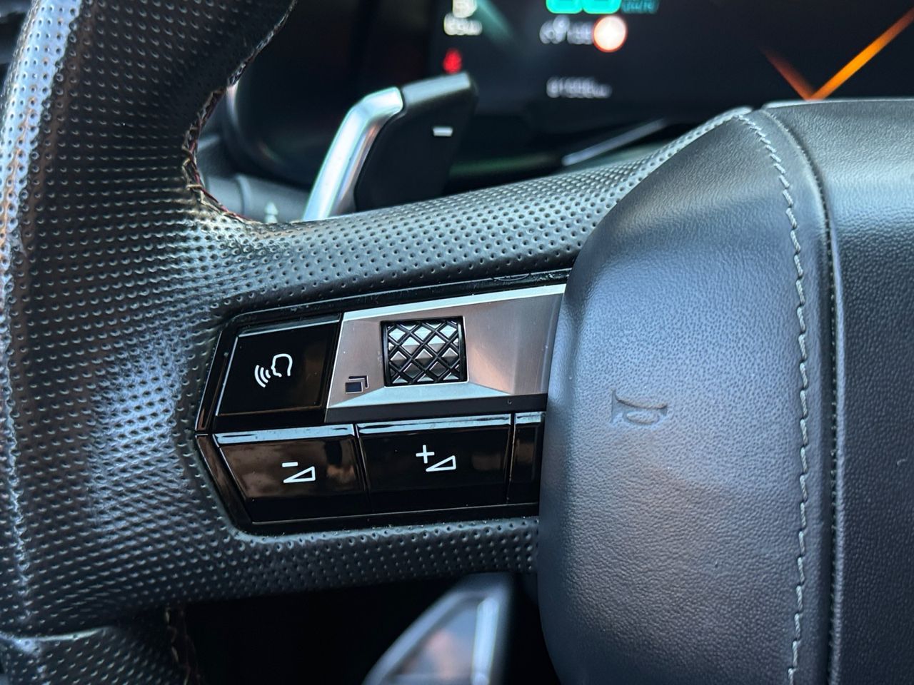 DS DS 7 Crossback E TENSE PERFORMANCE LINE - Foto 2