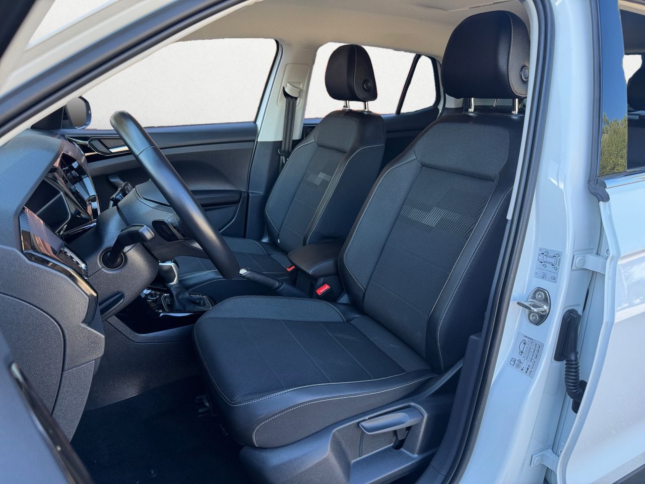 Volkswagen T-Cross 1.5 TSI SPORT DSG 150 CV - Foto 2